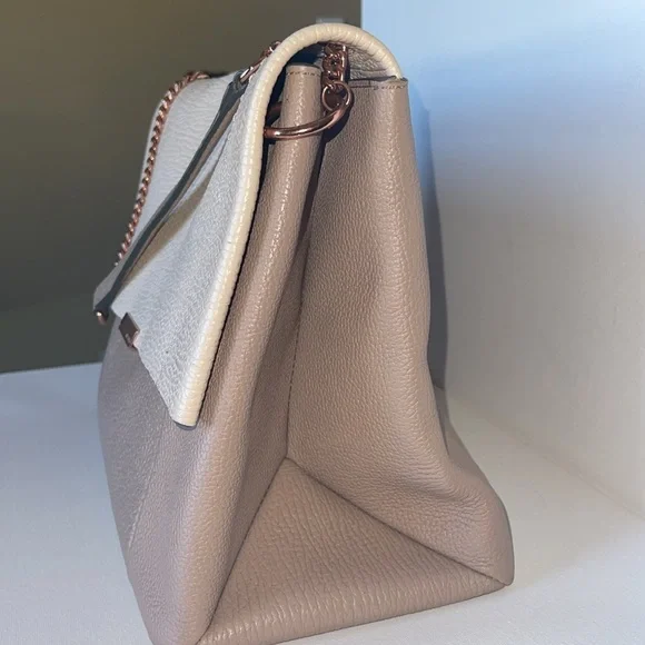 VGC TED BAKER LONDON 100% BOVINE LEATHER SHOULDER BAG/CLUTCH W ROSE GOLD HW - Picture 9 of 17